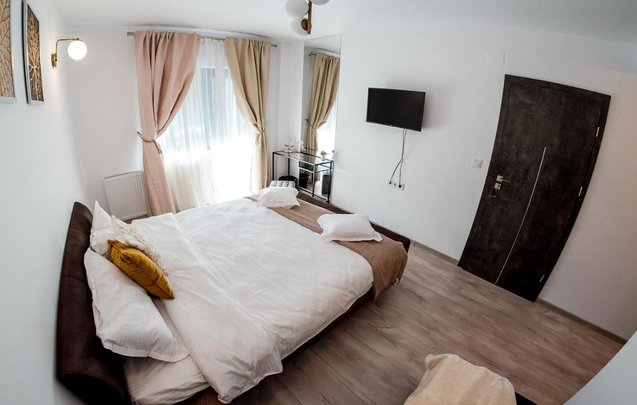 Belmont Voronet Hotel Екстериор снимка